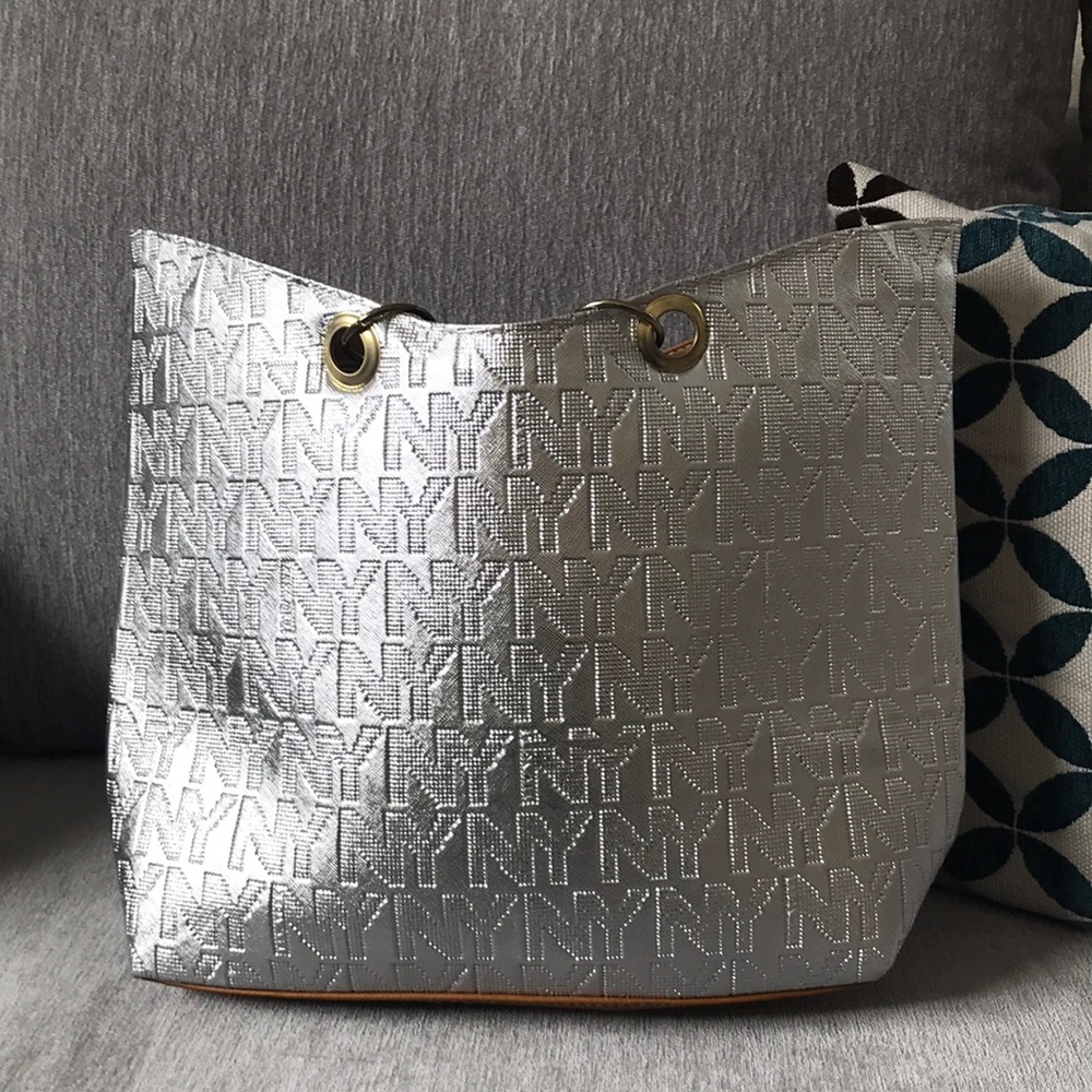 NWOT Metallic Tote